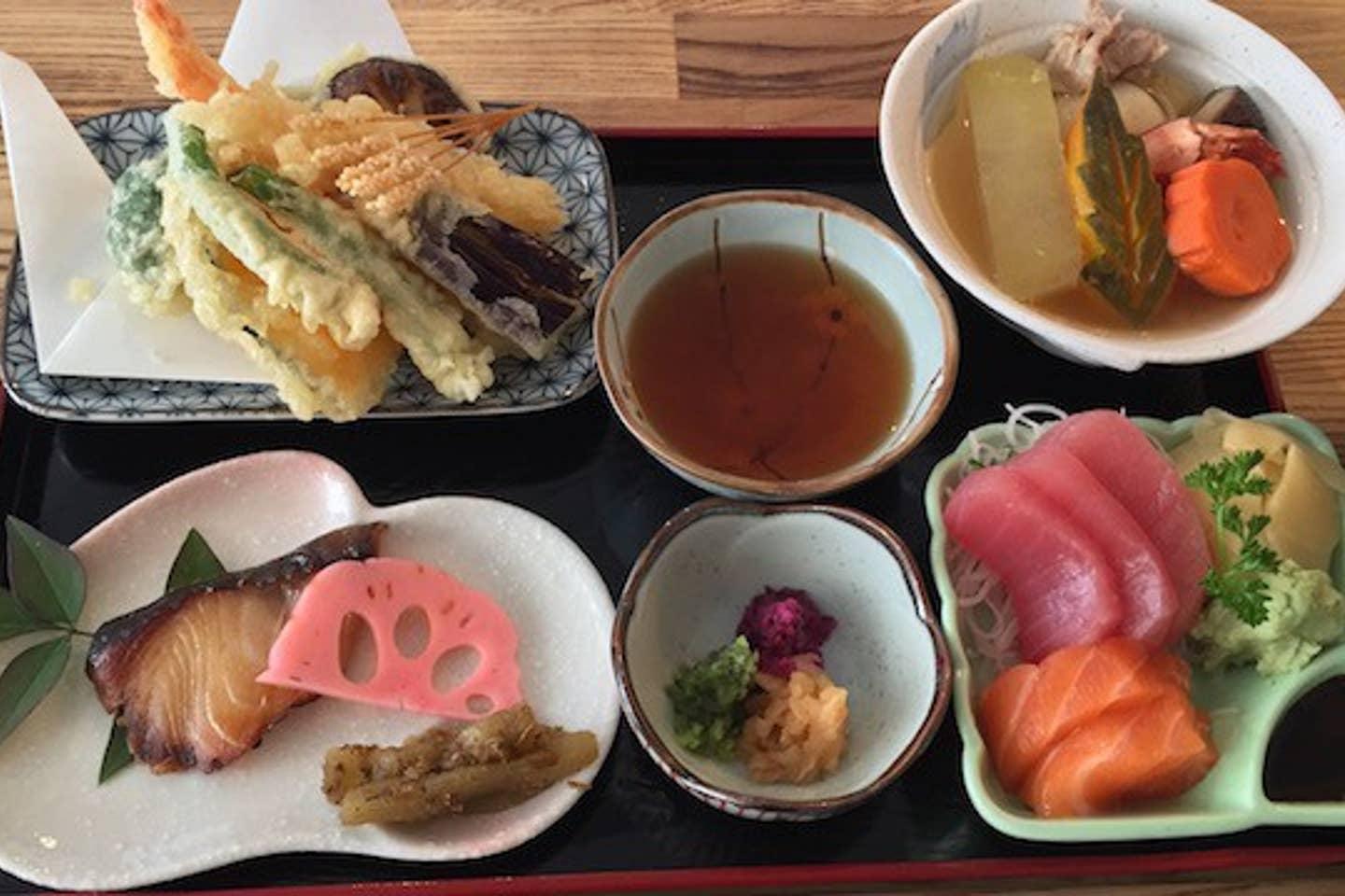 Akira Japanese Restaurant